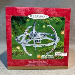 Star Trek Vintage Hallmark Christmas Ornament - Deep Space 9